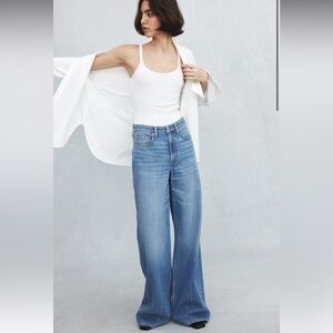 H&M Light Blue Ultra Wide-Leg Jeans Like New